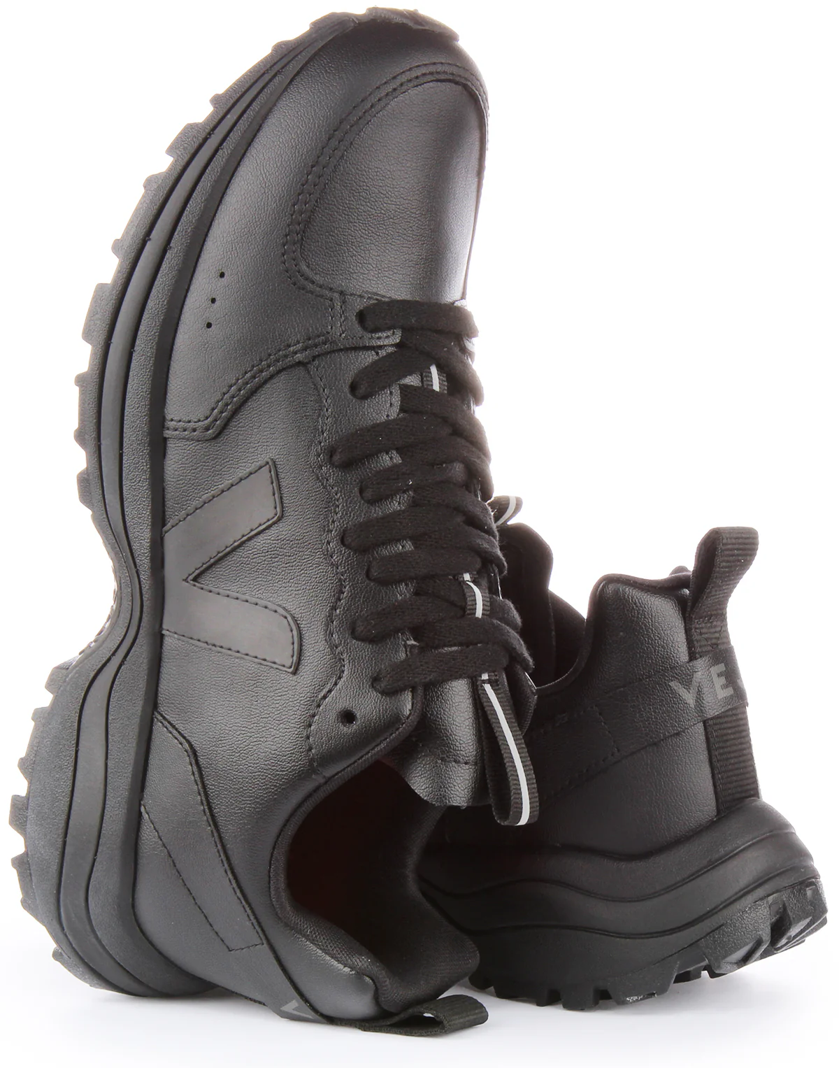 Veja Venturi CWL In Black For Women - Image 4